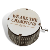 Speldosa queen we are the champions