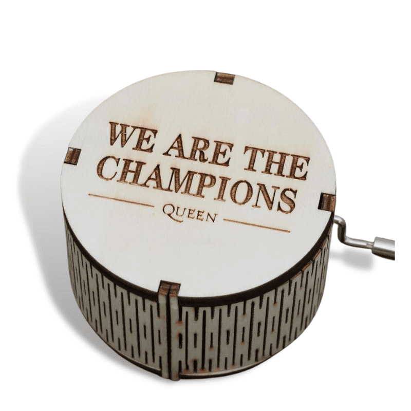 Speldosa queen we are the champions