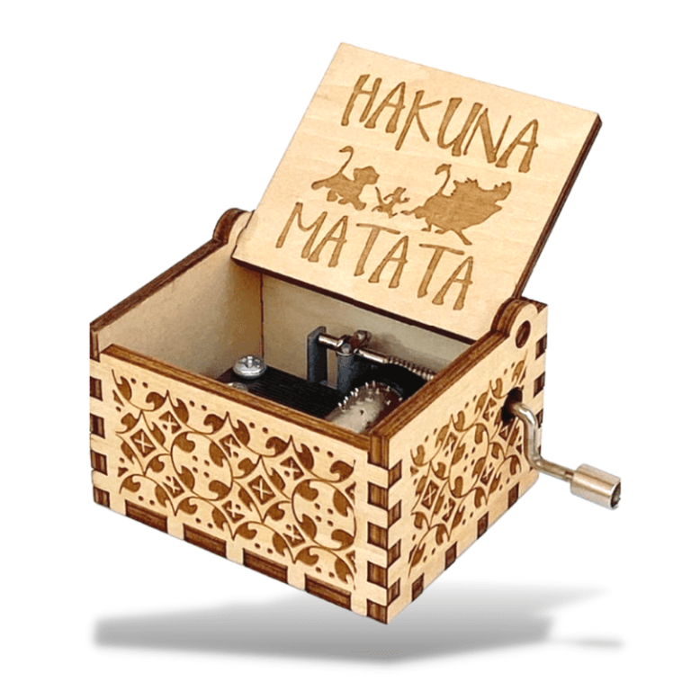 Trä speldosa lejonkungen